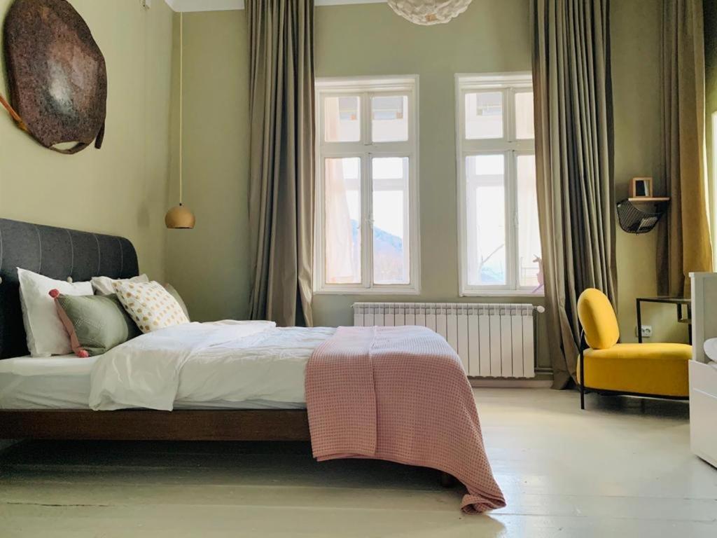 Furnica 12 - Boutique Apartment Сіная Екстер'єр фото